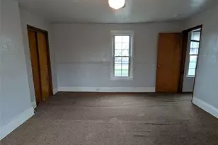 725 Chartiers St, Bridgeville, PA 15017 - Photo 8