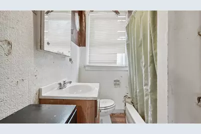 8926 Frankstown Rd, Pittsburgh, PA 15235 - Photo 18