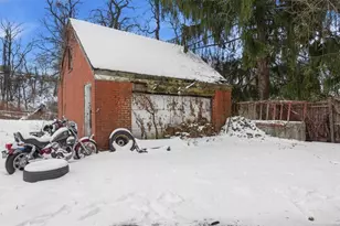 8926 Frankstown Rd, Pittsburgh, PA 15235 - Photo 22