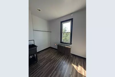 1818 Westmont Ave, Pittsburgh, PA 15210 - Photo 16