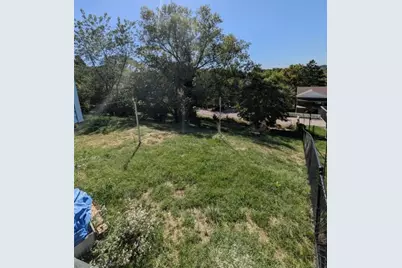 1818 Westmont Ave, Pittsburgh, PA 15210 - Photo 44