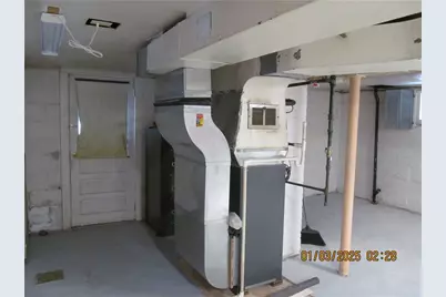 1644 Broad Street, South Greensburg Boro, PA 15601 - Photo 14