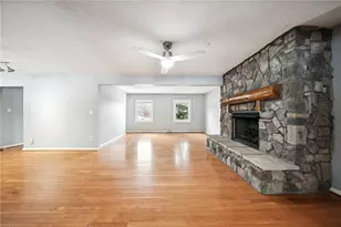 564 Shumaker Dr, Monroeville, PA 15146 - Photo 4