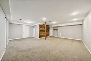 564 Shumaker Dr, Monroeville, PA 15146 - Photo 30