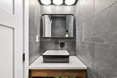 3361 Parkview Ave, Pittsburgh, PA 15213 - Photo 10