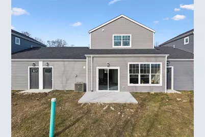 2213 Lebanon Dr, McKeesport, PA 15135 - Photo 2