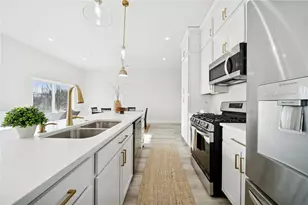 2213 Lebanon Dr, Elizabeth Twp/Boro, PA 15135 - Photo 10