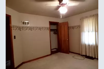 834 Spencer Ave, Sharon, PA 16146 - Photo 6