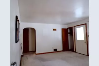 834 Spencer Ave, Sharon, PA 16146 - Photo 8