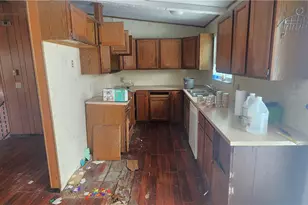 583 Gas Center Rd, Wheatfield Township (East/West), PA 15954 - Photo 4