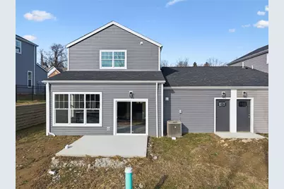 2215 Lebanon Dr, Elizabeth Twp/Boro, PA 15135 - Photo 2