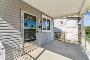 117 Owen St, McKees Rocks, PA 15136 - Photo 4