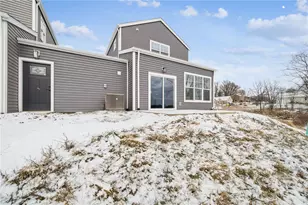 2211 Lebanon Dr, Elizabeth Twp/Boro, PA 15135 - Photo 32