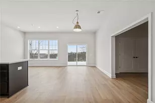 2211 Lebanon Dr, Elizabeth Twp/Boro, PA 15135 - Photo 10