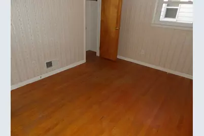 677 Cohassett Dr, Hermitage, PA 16148 - Photo 8