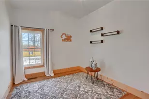 419 Bon Aire Ave, Neshannock Township, PA 16105 - Photo 24