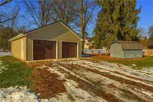 419 Bon Aire Ave, Neshannock Township, PA 16105 - Photo 34