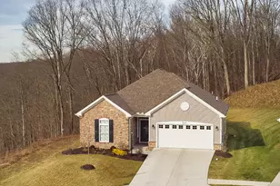 4243 Hawthorn Dr, South Park, PA 15129 - Photo 22