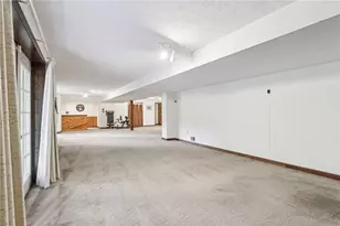 2561 Barnwood, Pittsburgh, PA 15090 - Photo 36