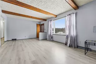 745 Robertson Rd, Hermitage, PA 16148 - Photo 4
