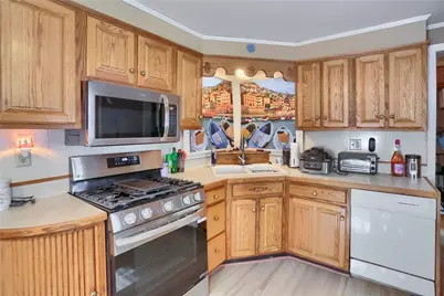 2011 Tony St, Shenango Township, PA 16101 - Photo 2