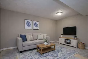 469 Cherryhill Dr, Cecil, PA 15017 - Photo 22