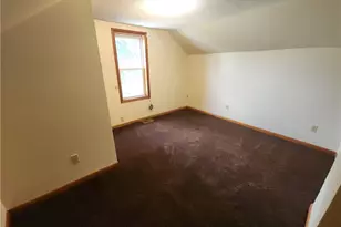 8 Elm St, Bessemer, PA 16112 - Photo 18