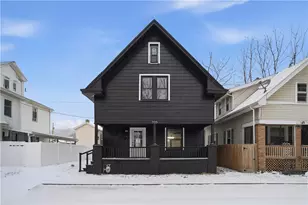 705 4th St, New Brighton, PA 15066 - Photo 1