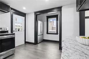 705 4th St, New Brighton, PA 15066 - Photo 10