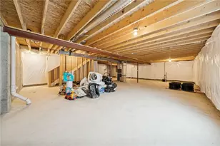 1021 Moria Ct, Penn Twp, PA 15623 - Photo 28