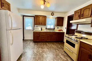 306 Cleveland St, West Kittanning Boro, PA 16201 - Photo 6