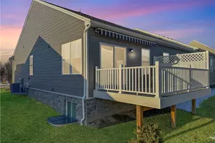 208 Mary Ln, Robinson Twp, PA 15108 - Photo 4