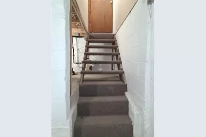 418 Vance Dr, Smith Township, PA 15021 - Photo 12