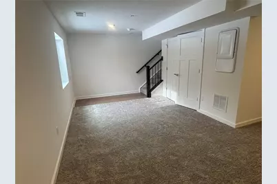 2002 Canterbury Dr, Imperial, PA 15126 - Photo 10