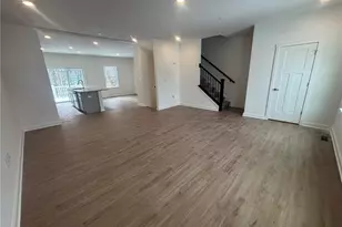 2002 Canterbury Dr, Imperial, PA 15126 - Photo 4