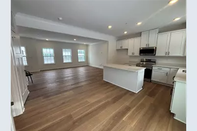 176 Lockheed Dr, Moon/Crescent Twp, PA 15108 - Photo 10