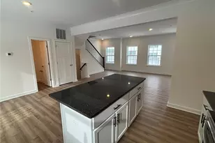 182 Lockheed Dr, Moon/Crescent Twp, PA 15108 - Photo 8