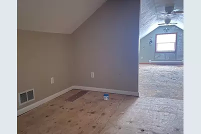 88 Fleming Rd, Grove City Boro, PA 16127 - Photo 16