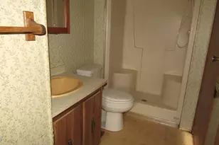 19 Washington St, Wheatfield Township (East/West), PA 15949 - Photo 14