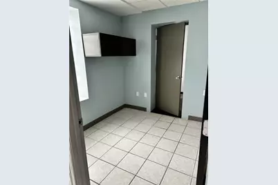 3919 Saw Mill Run Blvd., Pittsburgh, PA 15277 - Photo 8