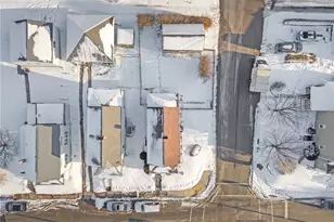 1002 N 3rd St, Jeannette, PA 15644 - Photo 34