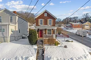 1002 N 3rd St, Jeannette, PA 15644 - Photo 2