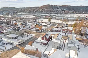 1002 N 3rd St, Jeannette, PA 15644 - Photo 36