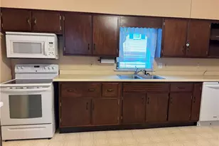 1224 W High St, Derry Township, PA 15620 - Photo 4