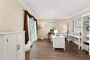 166 Vista Dr, Cecil, PA 15317 - Photo 4