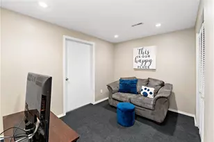 166 Vista Dr, Cecil, PA 15317 - Photo 28