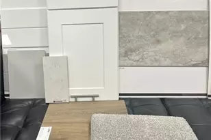 285 Olivia Dr, Pittsburgh, PA 15068 - Photo 10