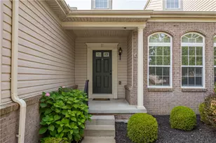 205 Maple Ridge Dr, Cecil, PA 15317 - Photo 2