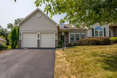 205 Maple Ridge Dr., Cecil, PA 15317 - Photo 1