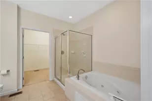 205 Maple Ridge Dr, Cecil, PA 15317 - Photo 12